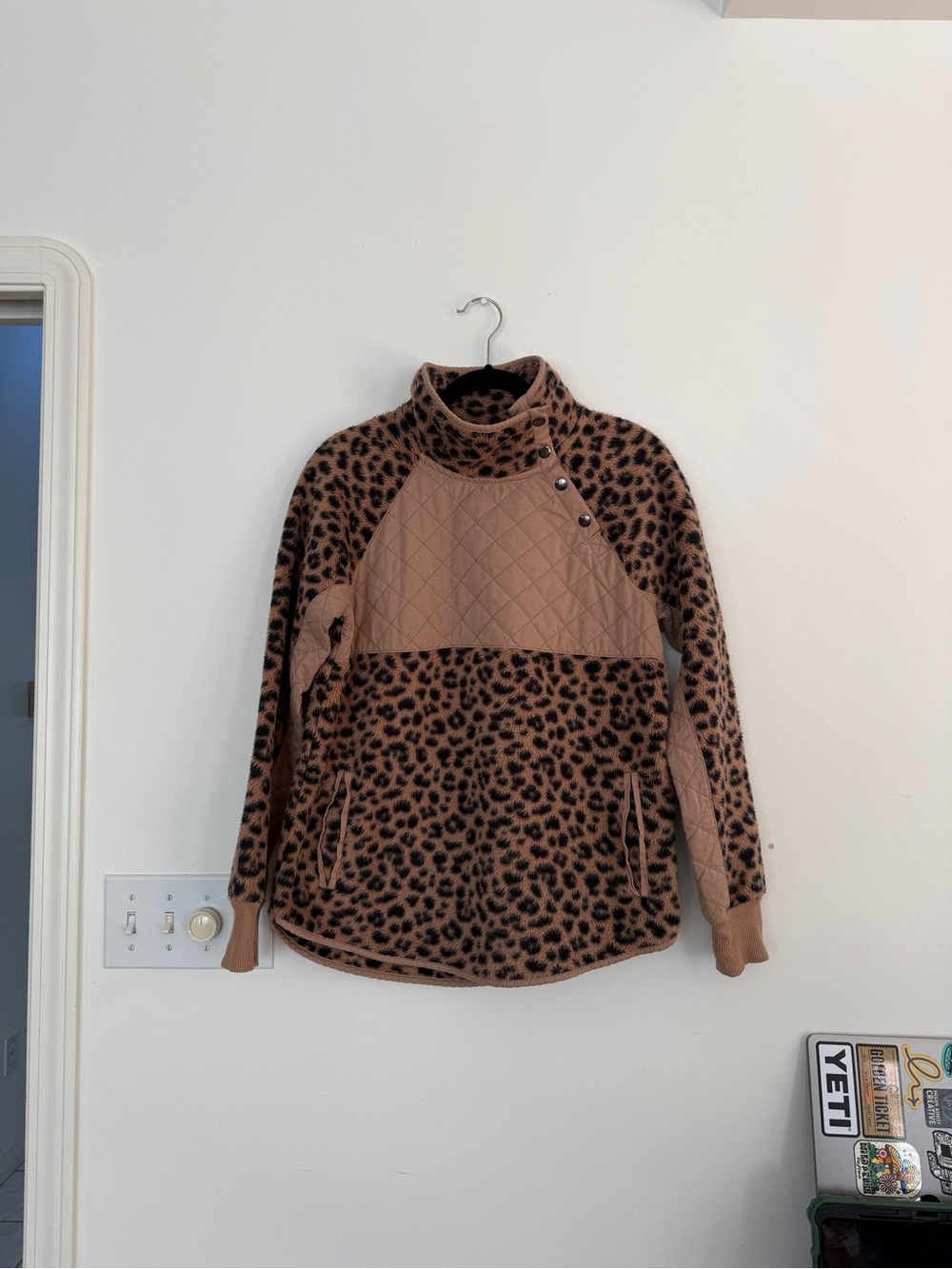 Abercrombie & Fitch Leopard Print Teddy Pullover Jacket - Brown